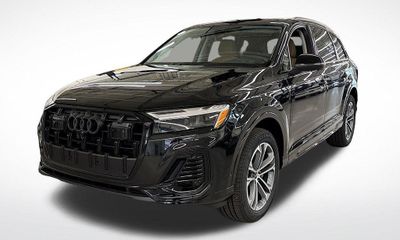 2026 Audi Q7 45 Premium