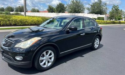 2010 Infiniti EX35