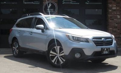2019 Subaru Outback Limited M R