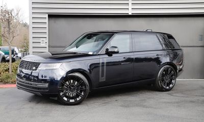 2026 Land Rover Range SE