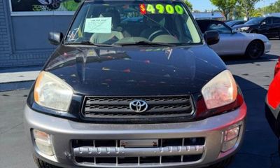 2001 Toyota RAV4 Base