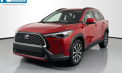 2023 Toyota Corolla Cross XLE