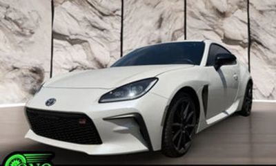 2025 Toyota GR86 Premium
