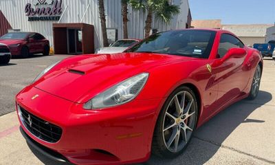 2012 Ferrari California Roadster