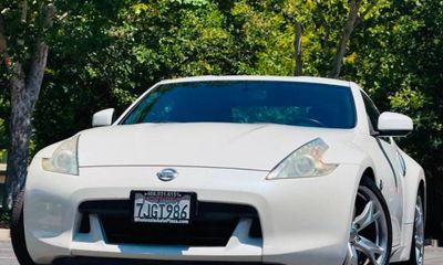 2009 Nissan 370Z Base