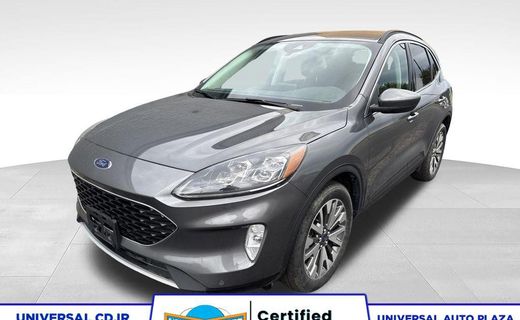 2022 Ford Escape Titanium