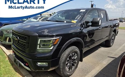 2022 Nissan Titan