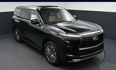 2027 Infiniti QX80 Luxe