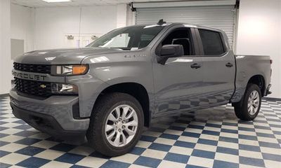 2021 Chevrolet Silverado Custom
