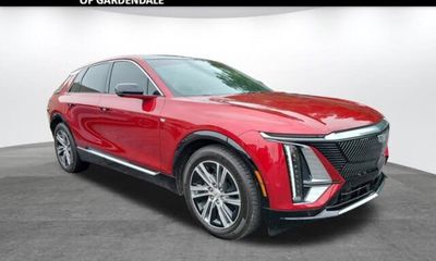 2024 Cadillac Lyriq LUX 1