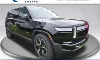 2023 Rivian R1S Adventure
