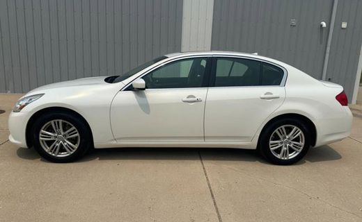 2013 Infiniti G37