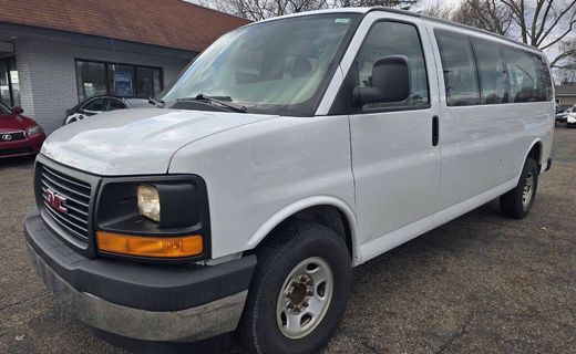 2017 GMC Savana EXT
