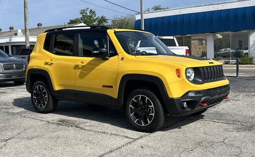 2023 Jeep Renegade Trailhawk