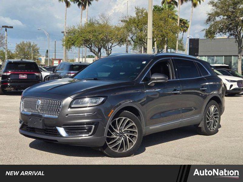 2020 Lincoln Nautilus — a typically priced live listing