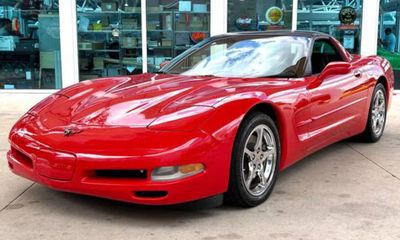 1998 Chevrolet Corvette Base