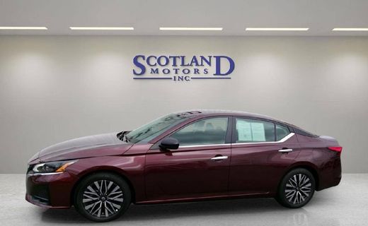 2025 Nissan Altima SV