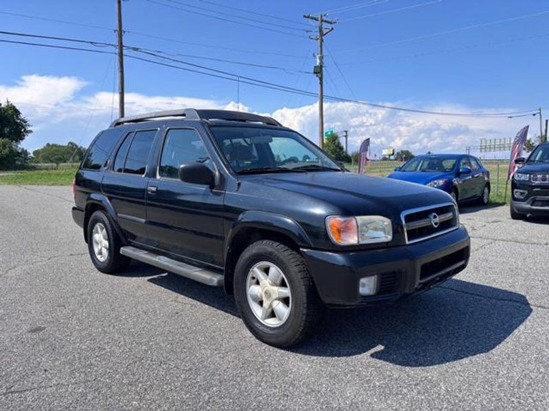 2002 Nissan Pathfinder — a typically priced live listing
