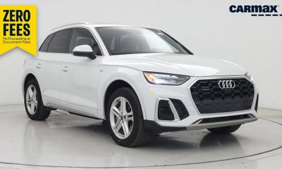 2021 Audi Q5 E Quattro Premium Plus
