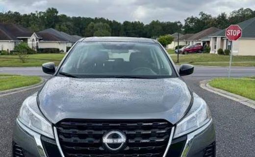 2023 Nissan Kicks S