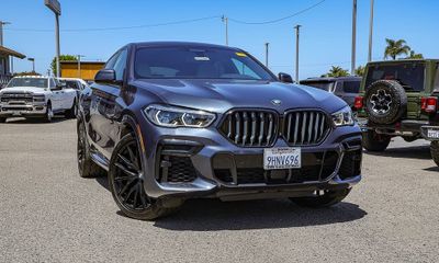 2022 BMW X6 xDrive40i