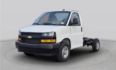 2026 Chevrolet Express 3500 Cutaway 139