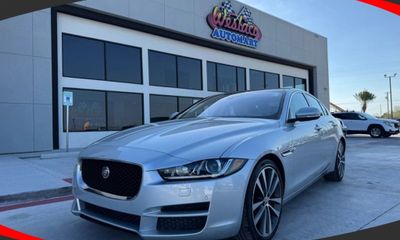 2019 Jaguar XE Premium