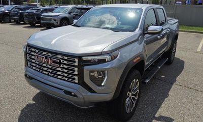 2026 GMC Canyon Denali