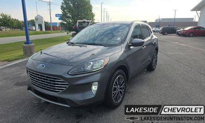 2021 Ford Escape Titanium Phev