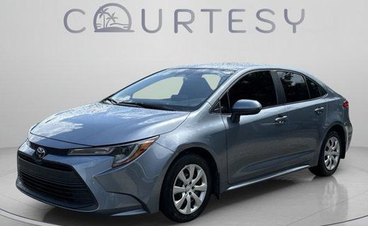 2025 Toyota Corolla LE