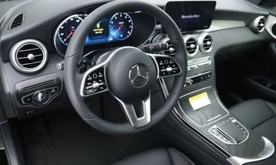 2022 Mercedes-Benz GLC-Class GLC300
