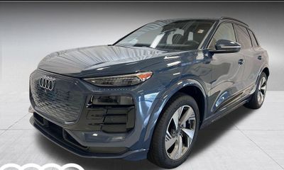 2025 Audi Q6 E Tron Quattro