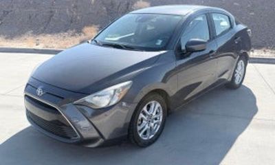 2018 Toyota Yaris IA Base