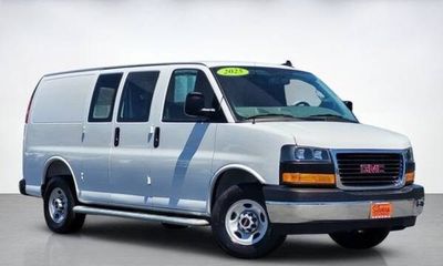 2025 GMC Savana 2500