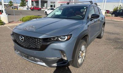 2023 Mazda CX-50 Premium Plus