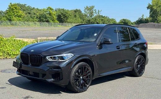 2022 BMW X5 M50i