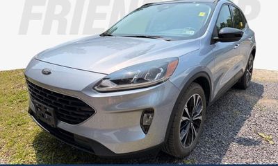 2022 Ford Escape SEL