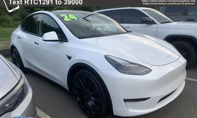 2024 Tesla Model Y Performance