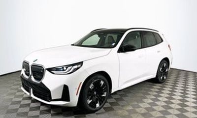 2025 BMW X3 M50