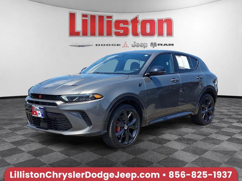 Representative 2024 Dodge Hornet photo
