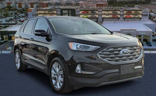 2022 Ford Edge Titanium