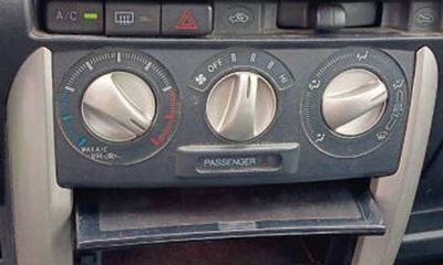 2006 Toyota Scion XA Base