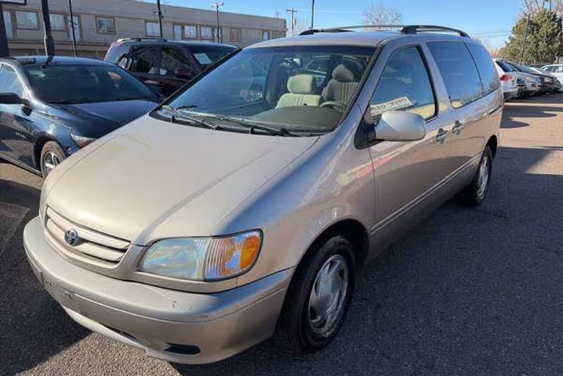 2002 Toyota Sienna — a typically priced live listing
