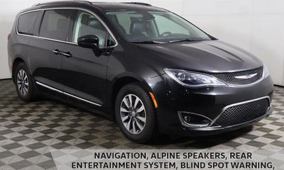 2020 Chrysler Pacifica Touring L Plus