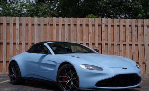2023 Aston Martin Vantage Roadster