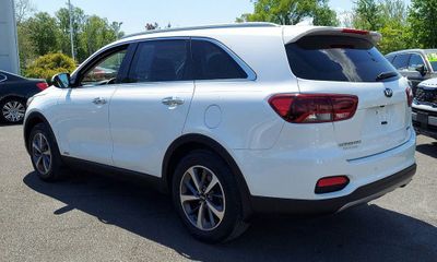 2019 Kia Sorento EX Sport
