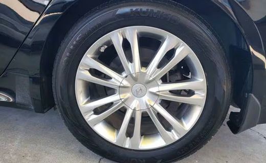 2014 Hyundai Equus