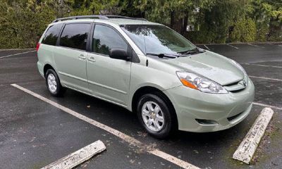 2006 Toyota Sienna LE