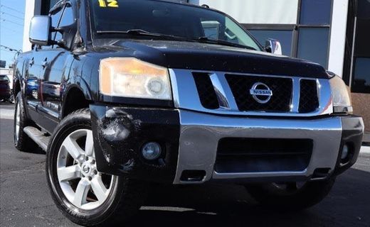 2012 Nissan Titan SL