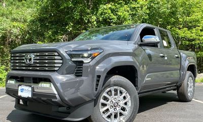 2026 Toyota Tacoma SR5